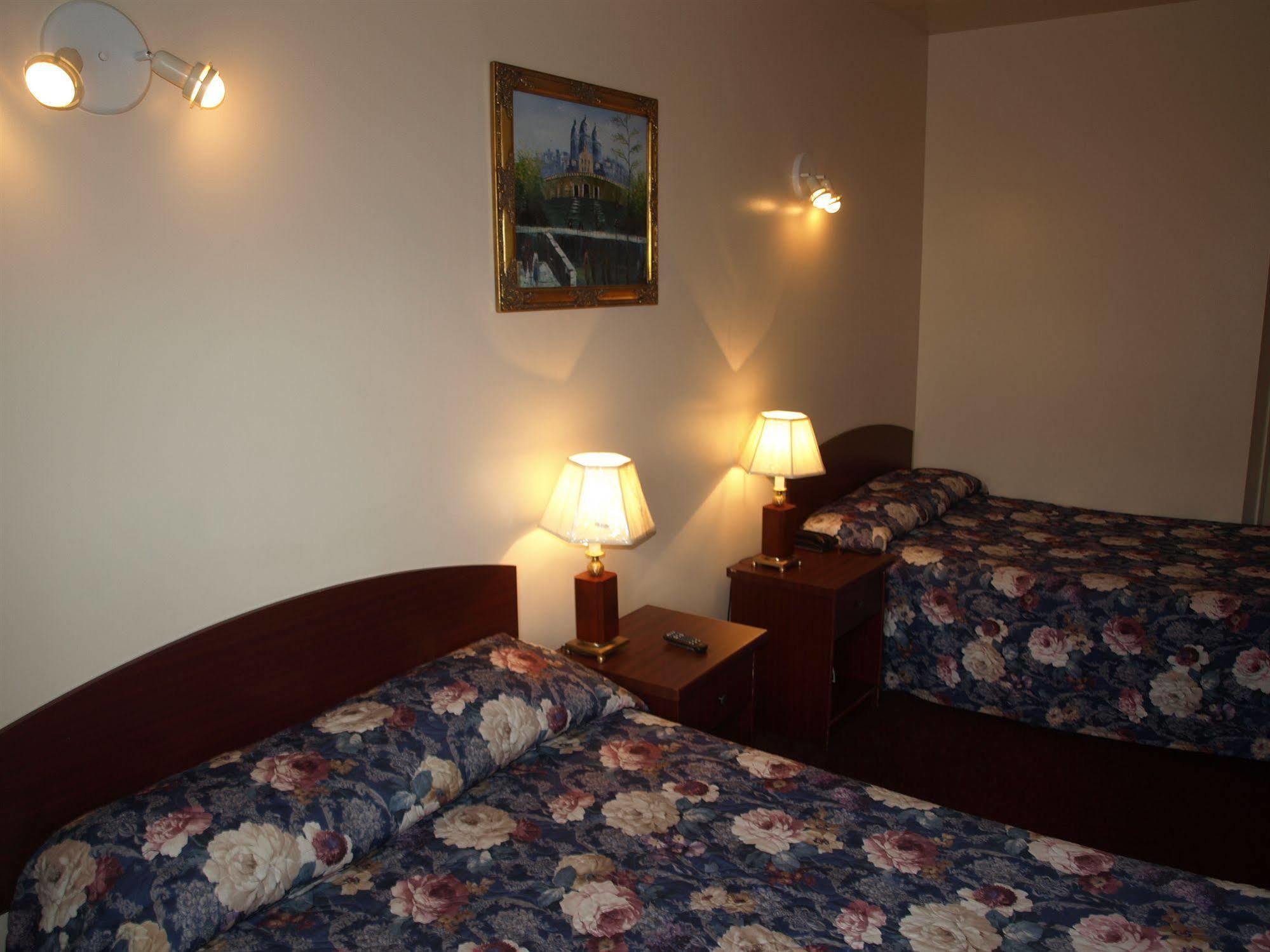 Quality Inn Centre-Ville Μόντρεαλ Εξωτερικό φωτογραφία